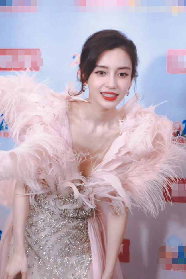 Angelababy tiết lộ quan hệ hôn nhân với Huỳnh Hiểu Minh sau nghi vấn &quot;đường ai nấy đi&quot;? - Ảnh 2.