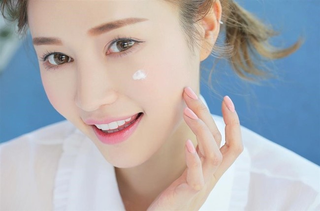 Uống gì để da trắng sáng? Tiết lộ bí mật các spa, thẩm mỹ viện không bao giờ muốn cho bạn biết! - Ảnh 6.