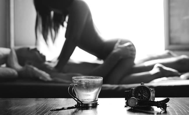 Nếu đàn ông có hỏi "Em đã ngủ với bao nhiêu đàn ông rồi?", hãy đối mặt trực diện với anh ta mà trả lời thế này... - Ảnh 4. Nếu đàn ông có hỏi "Em đã ngủ với bao nhiêu đàn ông rồi?", hãy đối mặt trực diện với anh ta mà trả lời thế này... - Ảnh 4.