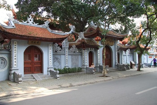 5 điều cấm kỵ trước cửa nhà không được quên, đặc biệt là điều thứ 3 có thể khiến phá tài, sức khỏe gia đình sụt giảm - Ảnh 1. 5 điều cấm kỵ trước cửa nhà không được quên, đặc biệt là điều thứ 3 có thể khiến phá tài, sức khỏe gia đình sụt giảm - Ảnh 1.