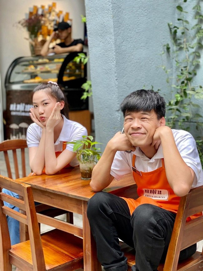 Người thay Công Lý làm Bắc Đẩu ở Táo Quân 2022 đóng phim 11 tháng 5 ngày, còn cặp kè Lương Thanh? - Ảnh 3. Người thay Công Lý làm Bắc Đẩu ở Táo Quân 2022 đóng phim 11 tháng 5 ngày, còn cặp kè Lương Thanh? - Ảnh 3.