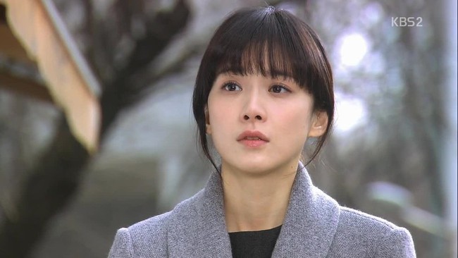 Bốn lần Song Hye Kyo mất Daesang: Bị Lee Bo Young hạ gục liên tiếp 2 lần, trắng tay trước chồng cũ Song Joong Ki - Ảnh 3.
