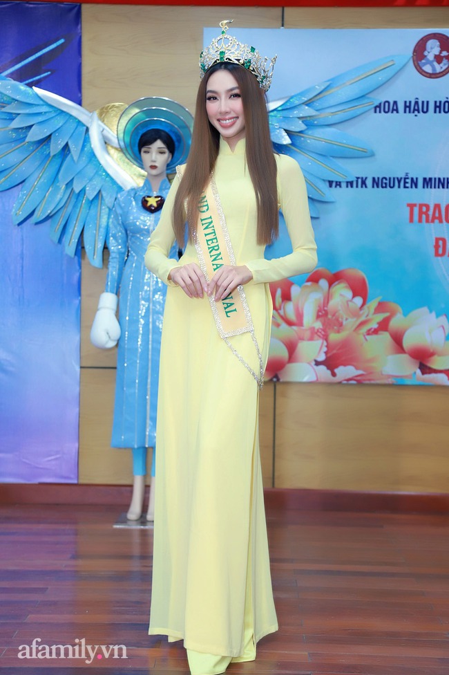 Hoa hậu Thùy Tiên thích thú khi làm điều vô cùng đặc biệt này dành cho Bảo tàng Phụ nữ Nam Bộ - Ảnh 2.