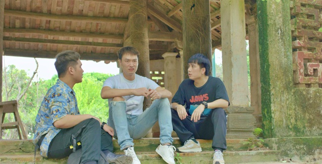 "Lối về miền hoa" thế s&oacute;ng Thương ng&agrave;y nắng về: Nam phụ được y&ecirc;u nhất Hương vị t&igrave;nh th&acirc;n lại l&agrave;m so&aacute;i ca, sốc nhất l&agrave; m&agrave;n lột x&aacute;c của nam ch&iacute;nh - Ảnh 3.