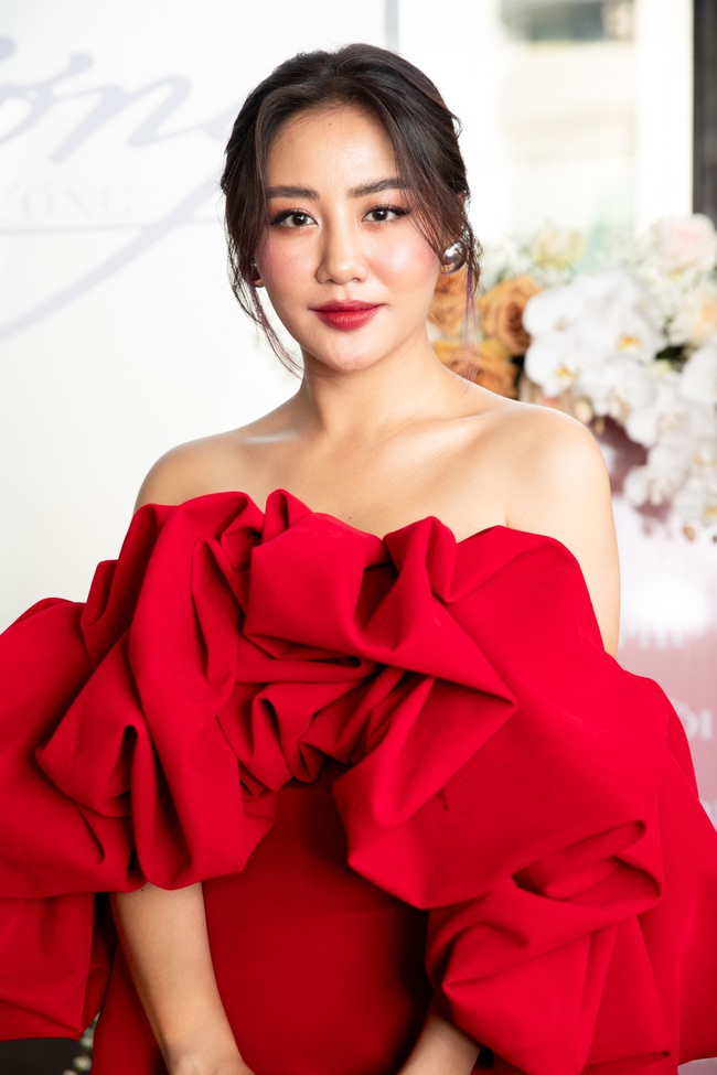 Văn Mai Hương, Hòa Minzy và loạt sao Việt hứa hẹn khuấy động đêm Giao thừa trên sóng truyền hình - Ảnh 1. Văn Mai Hương, Hòa Minzy và loạt sao Việt hứa hẹn khuấy động đêm Giao thừa trên sóng truyền hình - Ảnh 1.