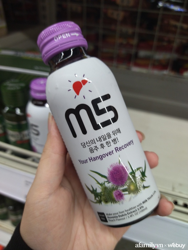 Dạo siêu thị Hàn sắm đủ món lạ miệng đãi khách ngày Tết, từ chả lụa vị sữa bắp đến dưa lưới dẻo siêu ngon - Ảnh 11.