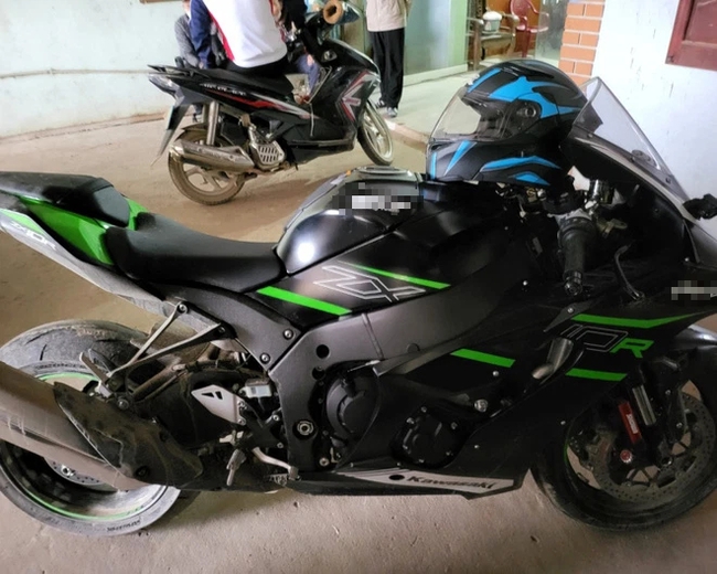Hành động đầy bất ngờ sau khi cướp ngân hàng của đối tượng ở Hải Phòng: Đi mua xe phân khối lớn trị giá hơn 700 triệu đồng? - Ảnh 3. Hành động đầy bất ngờ sau khi cướp ngân hàng của đối tượng ở Hải Phòng: Đi mua xe phân khối lớn trị giá hơn 700 triệu đồng? - Ảnh 3.