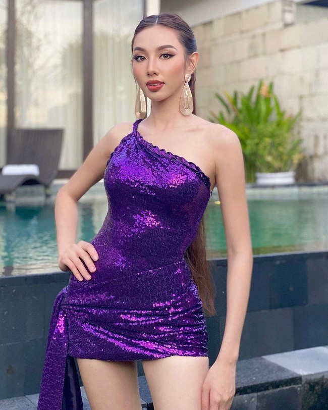 Hoa hậu Thùy Tiên mặc táo bạo tại Indonesia - Ảnh 5.