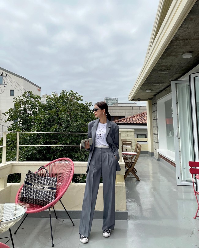 10 công thức diện blazer và quần âu dành cho nàng công sở - Ảnh 6.