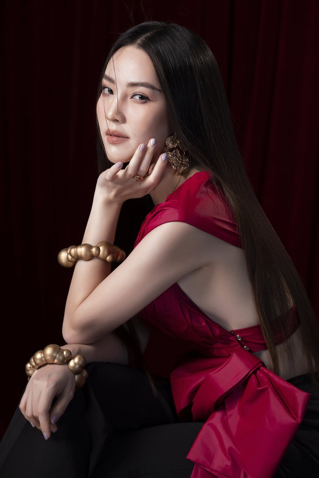 Á hậu Thụy Vân: 'Tôi tin rằng Hoa hậu Việt Nam 2022 sẽ chọn ra một người đăng quang xứng đáng' - Ảnh 5.