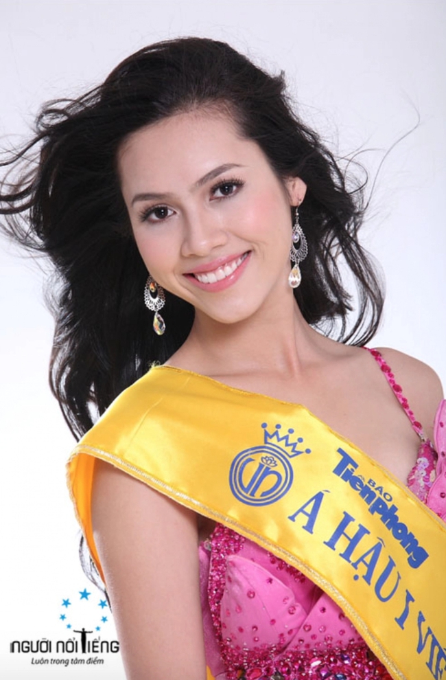 Top 3 Hoa hậu Việt Nam 2010: Ngọc Hân sắp lên xe hoa, 2 Á hậu rút lui khỏi showbiz - Ảnh 4.