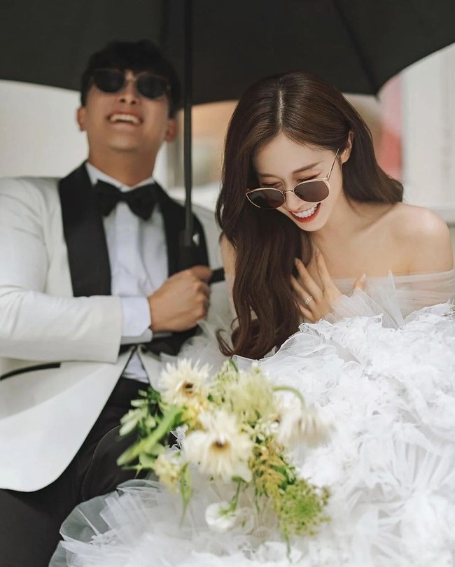 Jiyeon (T-Ara) khoe ảnh cưới đẹp như mơ bên vị hôn phu là tuyển thủ - Ảnh 5.