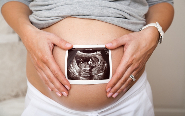 Các mốc siêu âm thai định kỳ bà bầu cần ghi nhớ - Ảnh 2.