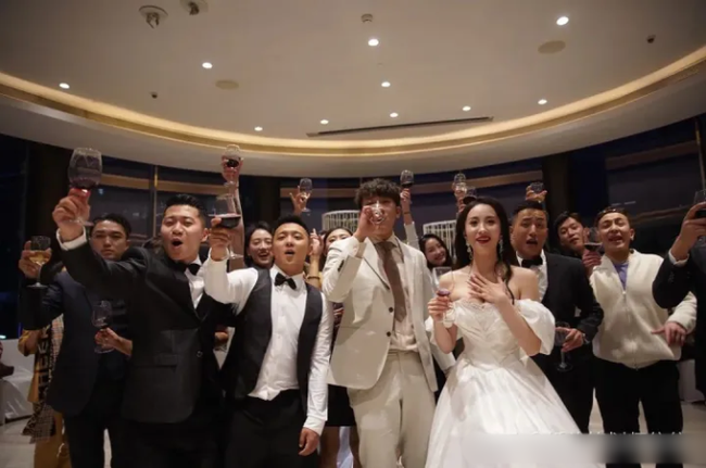 Cặp đôi tự tổ chức đám cưới theo phong cách Hàn - Ảnh 5.