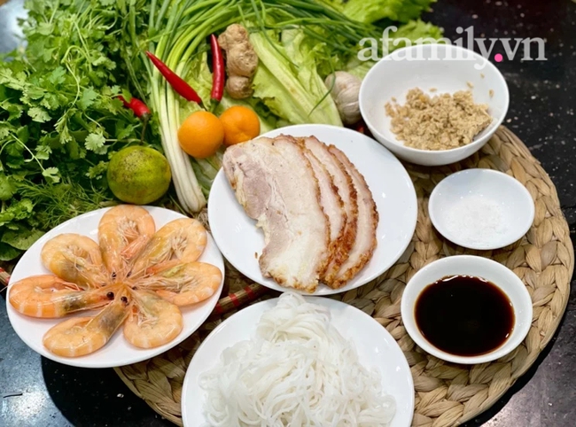 Món cuốn này có gì đặc biệt mà người người nhà nhà đều mê mẩn? Ăn thử rồi mới biết vì sao! - Ảnh 1. Món cuốn này có gì đặc biệt mà người người nhà nhà đều mê mẩn? Ăn thử rồi mới biết vì sao! - Ảnh 1.