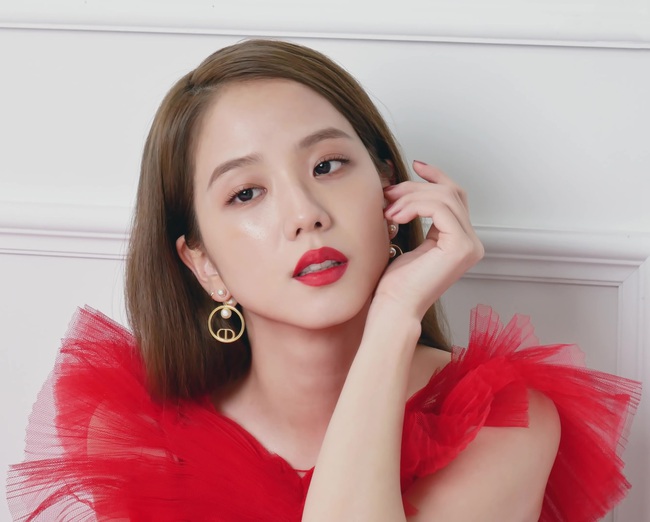 Phụ nữ có nốt ruồi ở 6 vị trí này càng lớn tuổi càng trẻ đẹp và giàu có, tưởng hiếm nhưng hóa ra nhiều người sở hữu  - Ảnh 2.