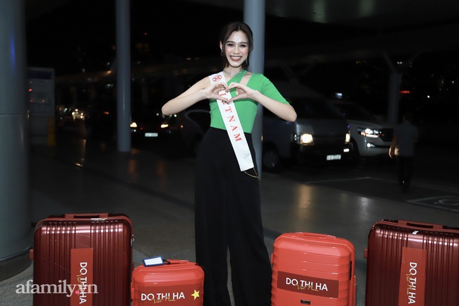 HOT: Đỗ Thị Hà lên đường dự chung kết Miss World 2021 trong đêm, hội chị em nàng Hậu rạng rỡ ra tiễn - Ảnh 2.
