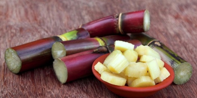 Boil sugarcane with 