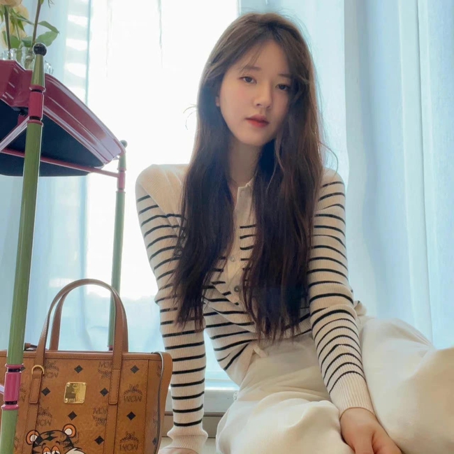 Triệu Lộ Tư tung hình selfie xinh đẹp - Ảnh 5. Triệu Lộ Tư tung hình selfie xinh đẹp - Ảnh 5.