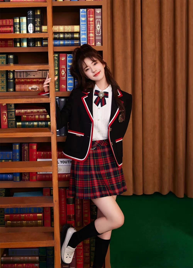 Triệu Lộ Tư tung hình selfie xinh đẹp - Ảnh 4. Triệu Lộ Tư tung hình selfie xinh đẹp - Ảnh 4.