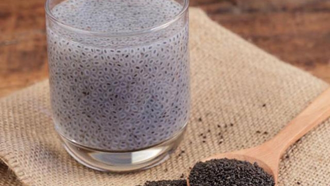 Drinking chia seeds like this every morning is the best natural omega-3 to improve the heart, lower blood sugar, and help women increase collagen production, lose weight quickly - Photo 8.