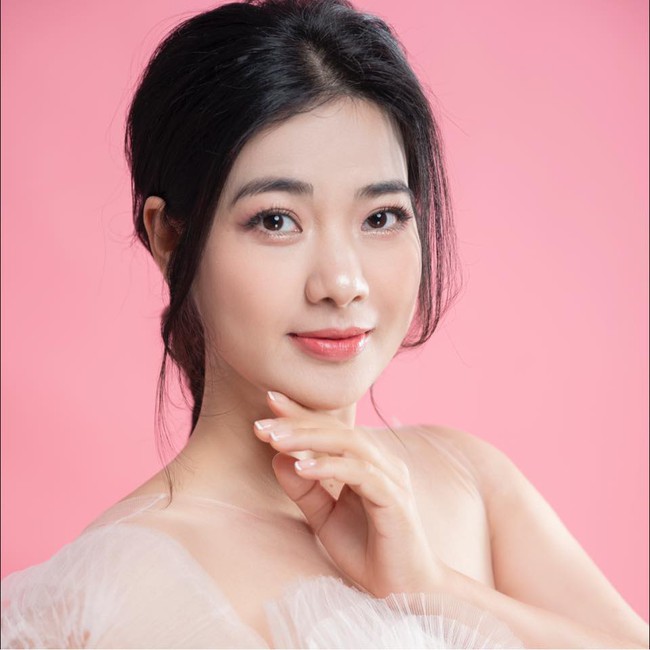 Nữ phụ Lối về miền hoa hóa ra là diễn viên kỳ cựu, từng thủ vai dâm đãng gây sốc, đời thực trẻ đẹp khác xa phim - Ảnh 6. Nữ phụ Lối về miền hoa hóa ra là diễn viên kỳ cựu, từng thủ vai dâm đãng gây sốc, đời thực trẻ đẹp khác xa phim - Ảnh 6.