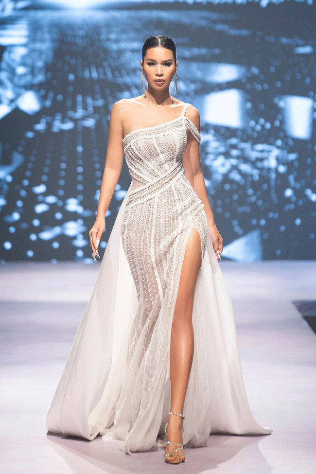 The jury of the Miss Universe Vietnam 2022 contest caused a fever with the extreme catwalk - Photo 3.