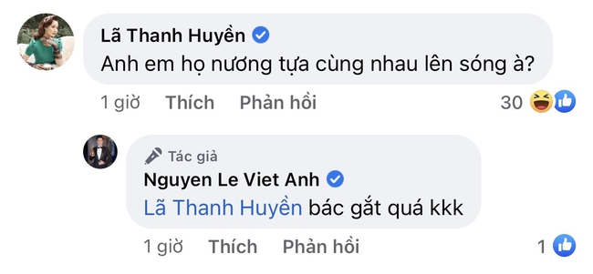 Viet Anh posted photos with Quynh Nga, 