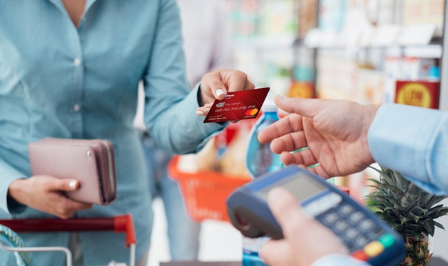Người phụ nữ mất hàng chục triệu trong thẻ VISA ngay sau cuộc gọi của “nhân viên ngân hàng”, cảnh báo thủ đoạn lừa đảo mới khi dùng thẻ tín dụng - Ảnh 2.