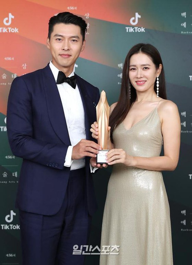 Son Ye Jin - Hyun Bin lần đầu cùng nhau làm việc này với tư cách vợ chồng tương lai - Ảnh 2.