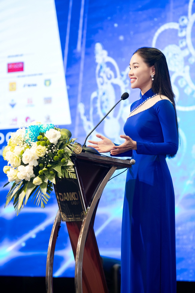 Chủ tịch Miss Wolrd Việt Nam nói về tranh cãi mời Lệ Quyên, Minh Hằng làm giám khảo, người thì sắp lấy chồng, người mải mê lưu diễn - Ảnh 3.