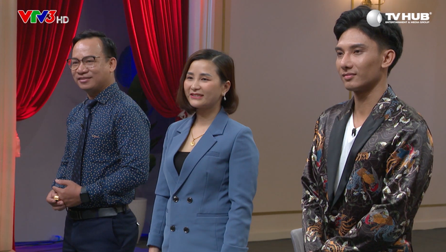 Sale BĐS gặp khách hàng mua nhà nhưng yêu cầu phải theo phong thuỷ để "lướt sóng", NTK Naomi Thuỷ Nguyễn nói một câu khiến các saler phải nể - Ảnh 2. Sale BĐS gặp khách hàng mua nhà nhưng yêu cầu phải theo phong thuỷ để "lướt sóng", NTK Naomi Thuỷ Nguyễn nói một câu khiến các saler phải nể - Ảnh 2.