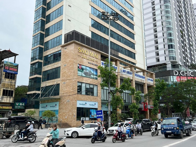 Hanoi: A young man who took the elevator was fined 2 million VND by the building management for 