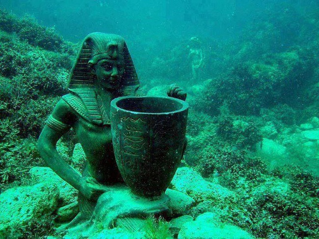 The mystery of the underwater city is likened to an Ancient Wonder: Being 