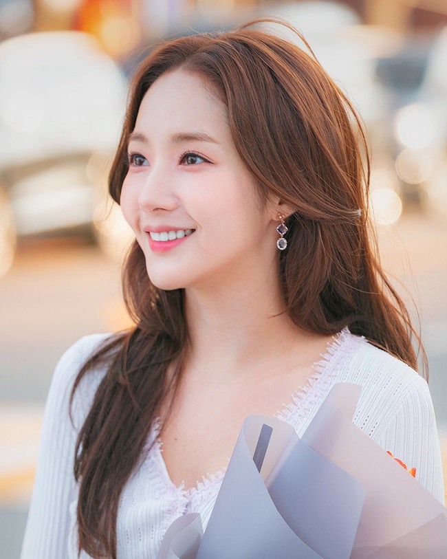 Nhan sắc mặt mộc của &quot;nữ hoàng dao kéo&quot; Park Min Young thế nào mà nhận được cả trăm nghìn lượt thả tim - Ảnh 5.