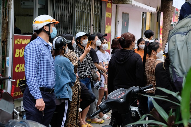 Hé lộ nguyên nhân khiến 7 người thương vong trong vụ cháy nhà ở Kim Liên - Ảnh 3.