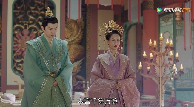 Lý Nhược Đồng đóng phim của Triệu Lộ Tư, mặt thì căng bóng đẹp rực rỡ nhưng vùng cổ lộ rõ gân guốc tuổi U60 - Ảnh 3. Lý Nhược Đồng đóng phim của Triệu Lộ Tư, mặt thì căng bóng đẹp rực rỡ nhưng vùng cổ lộ rõ gân guốc tuổi U60 - Ảnh 3.