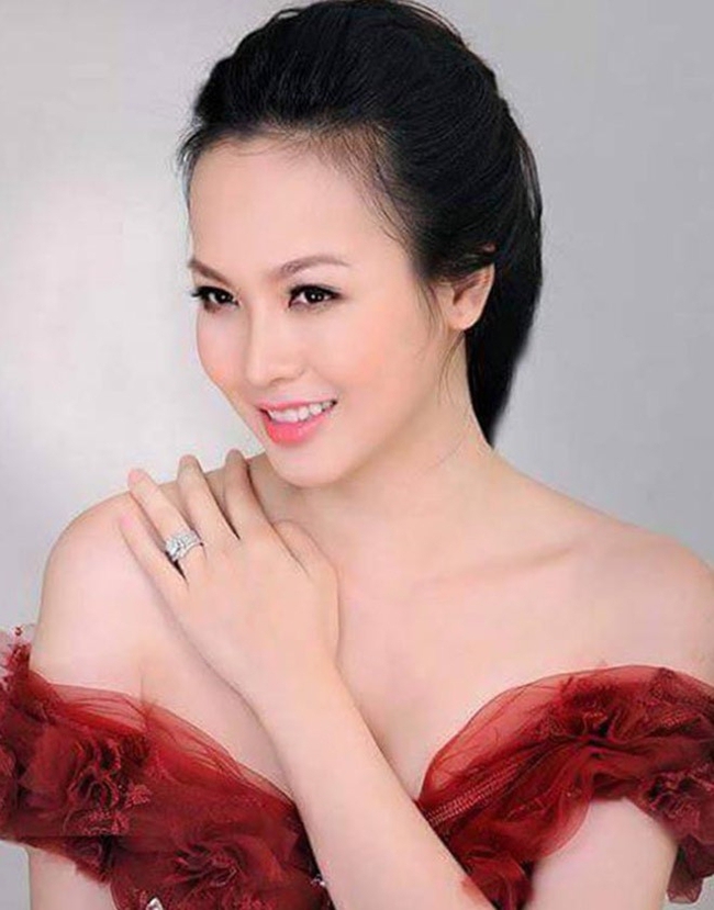 Miss Hau is ranked among the most beautiful in the history of Miss Vietnam: A student at a famous school but once rumored to have dropped out of school, her current life is unexpected - Photo 2.