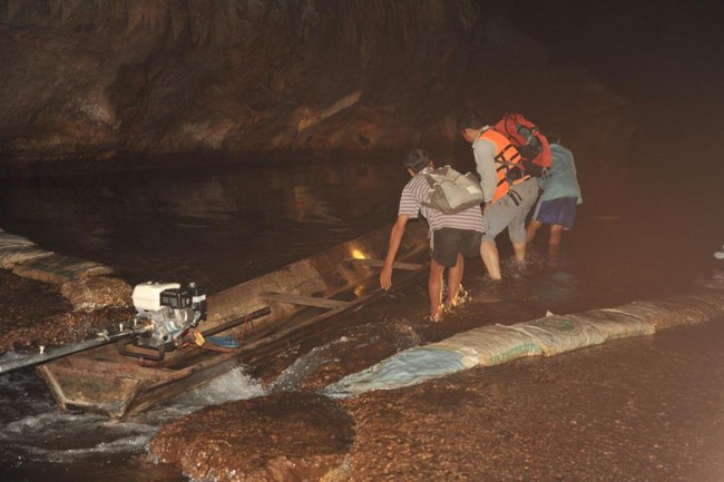 Nghề khoa học: Mạo hiểm trên núi cao hơn 5.000m, xuống hố sâu vài trăm mét chỉ để... tìm hạt giống - Ảnh 6.