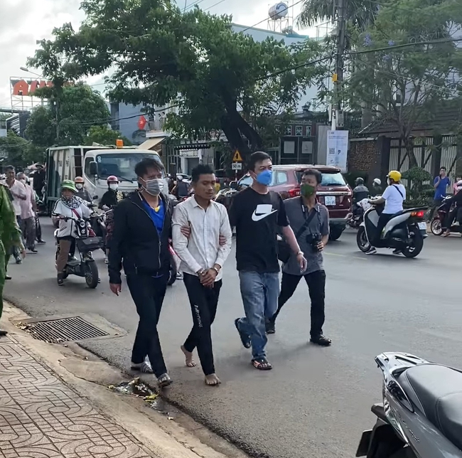 Bắt giữ nghi phạm giết người, hiếp dâm rúng động Đắk Lắk - Ảnh 2. Bắt giữ nghi phạm giết người, hiếp dâm rúng động Đắk Lắk - Ảnh 2.
