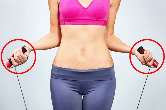 10 exercises to help burn back and armpit fat in 20 minutes - Photo 1.