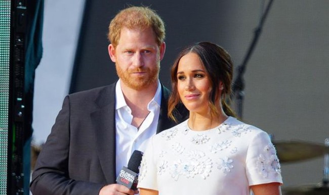 Nhà Meghan Markle chịu áp lực từ đối tác khi phải thực hiện một yêu cầu ở đại lễ Bạch Kim - Ảnh 2.