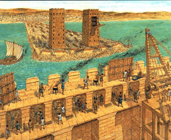 Biến cả hòn đảo thành bán đảo, chiến thuật vây thành có 1-0-2 của kẻ chinh phạt thành công nhất thế giới cổ đại - Ảnh 3.