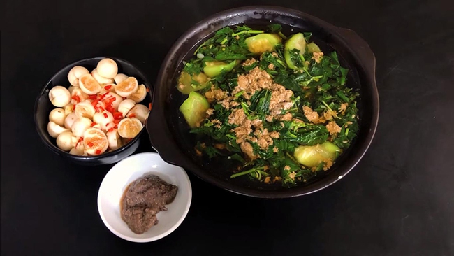 Món canh rau chứa 3 vitamin sản xuất collagen siêu đỉnh lại giàu canxi, sắt, chợ Việt đang nhiều - Ảnh 3.