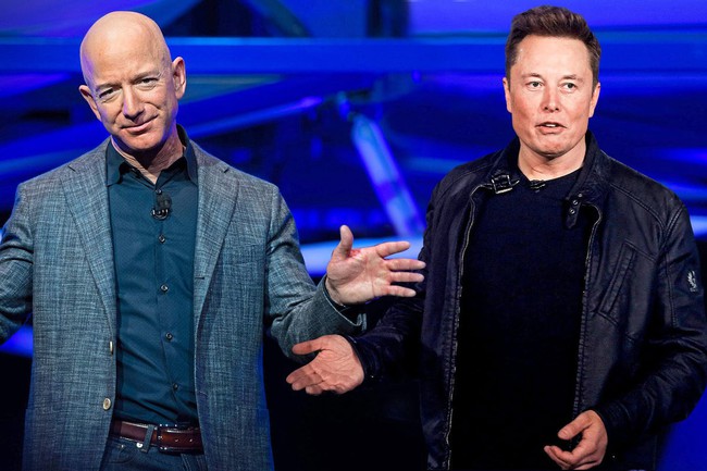 Hết &quot;đá xoáy&quot; Bill Gates, Elon Musk lại &quot;chỉ bảo&quot; Jeff Bezos, chê người giàu thứ 2 thế giới mải chơi - Ảnh 1.