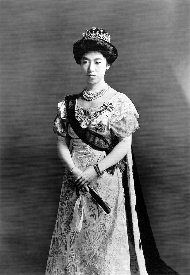 Japan's most special empress: - Photo 1.