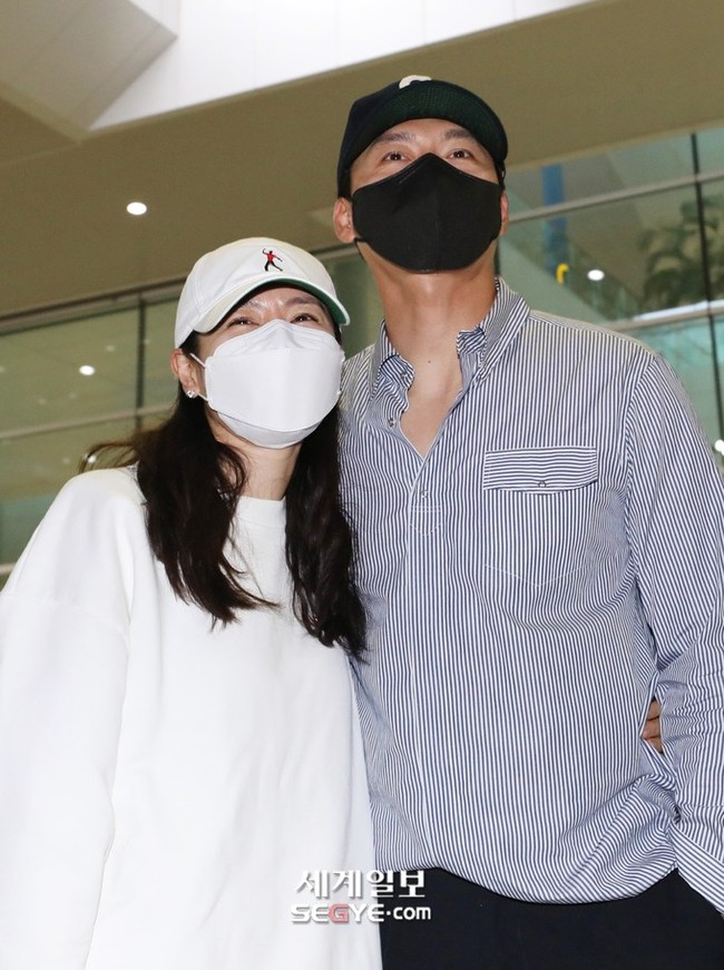 Hyun Bin was first revealed after the honeymoon, how is Son Ye Jin's appearance praised for 