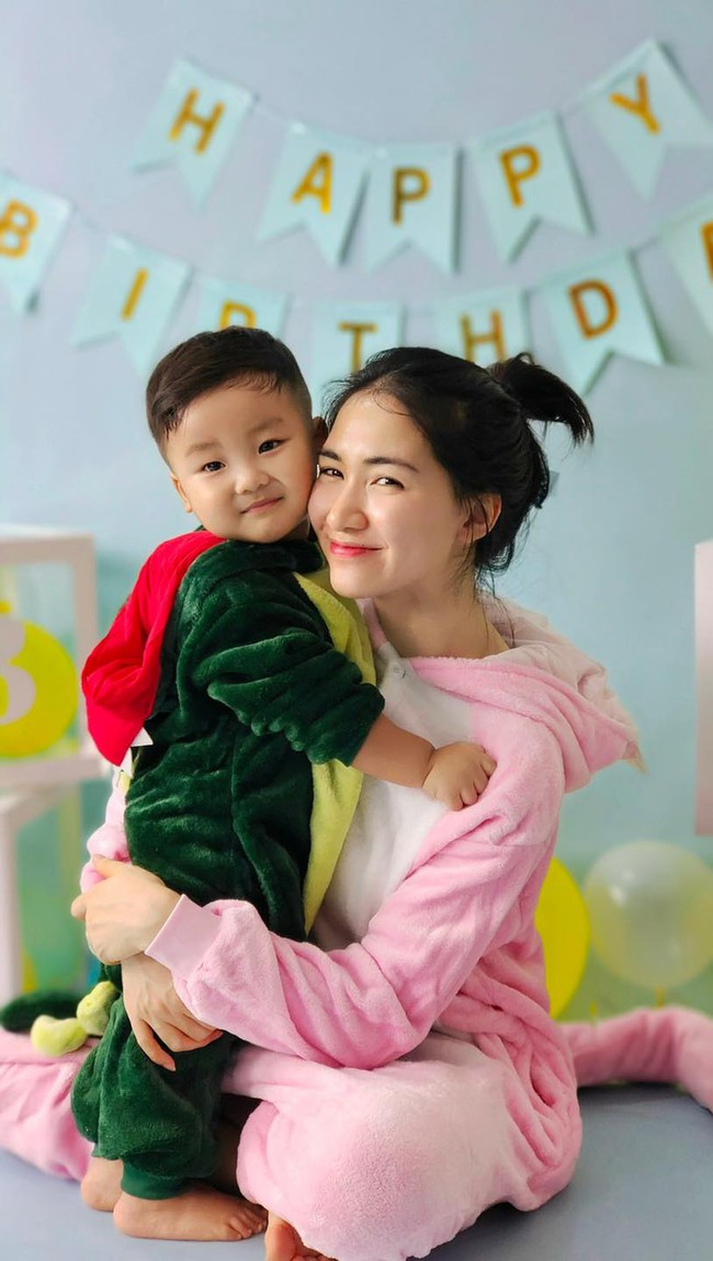 Hòa Minzy chia sẻ ảnh khi còn mang bầu bé Bo - Ảnh 4.