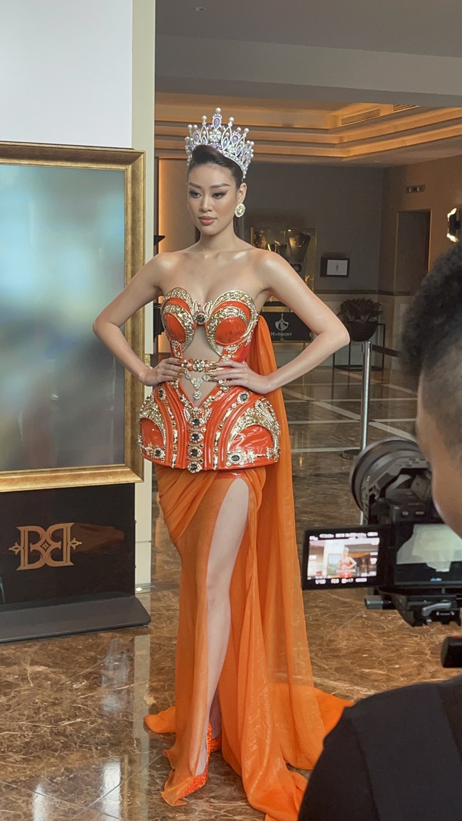 Dàn người đẹp Vbiz lộ nhan sắc thật tại buổi công bố Chung kết Hoa hậu Hoàn vũ Việt Nam 2022 - Ảnh 1.