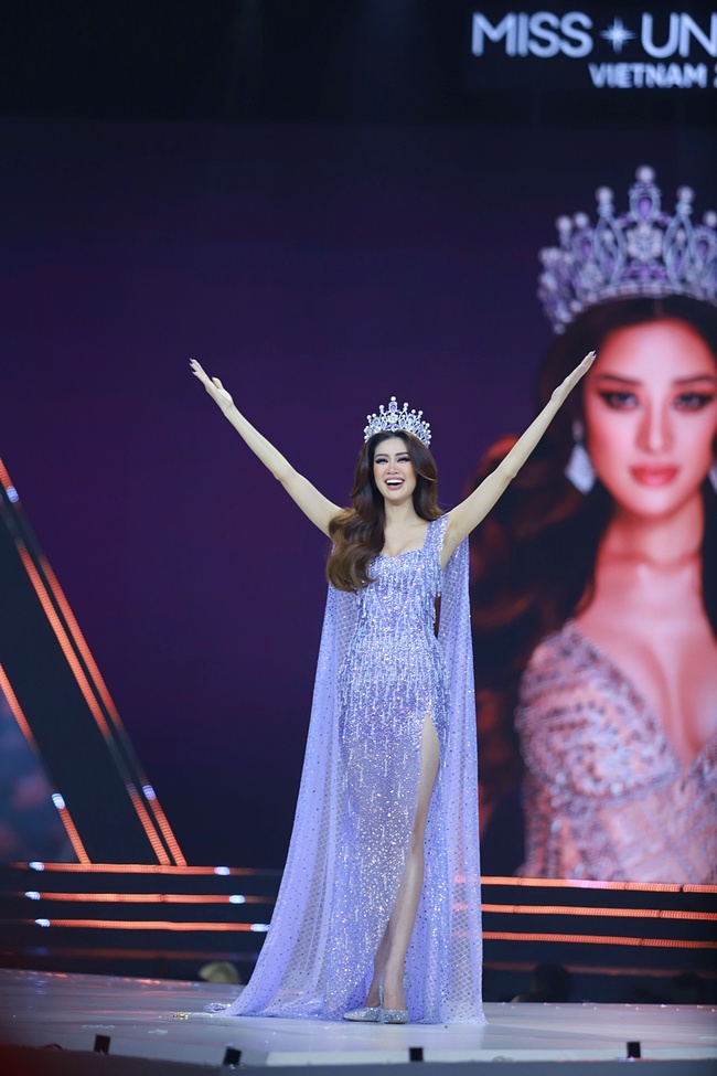 TRỰC TIẾP Chung kết Hoa hậu Hoàn vũ Việt Nam 2022: Ngọc Châu đăng quang - Ảnh 2.